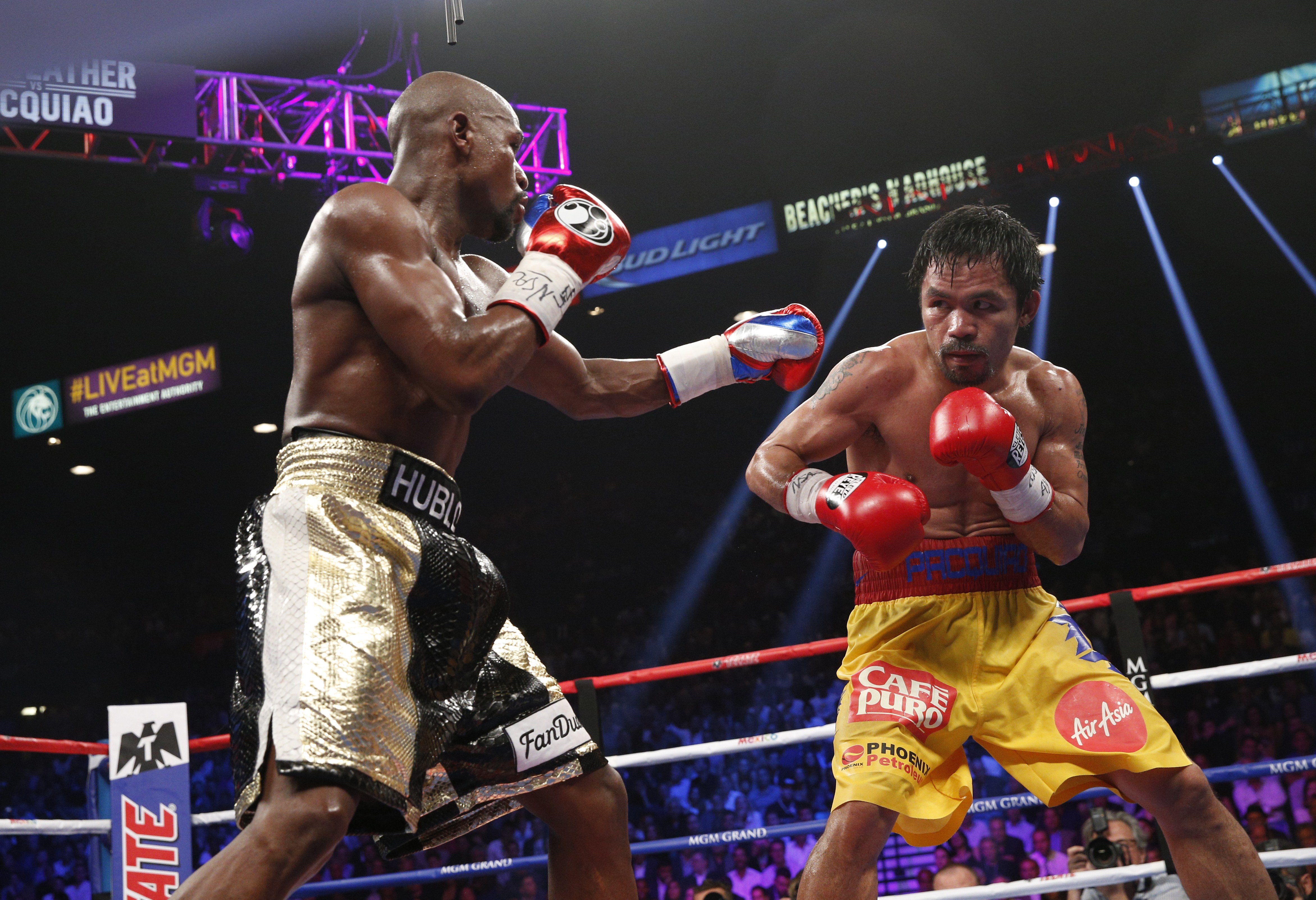 Notebook: Triller moves Lopez-Kambosos to avoid Mayweather exhibition