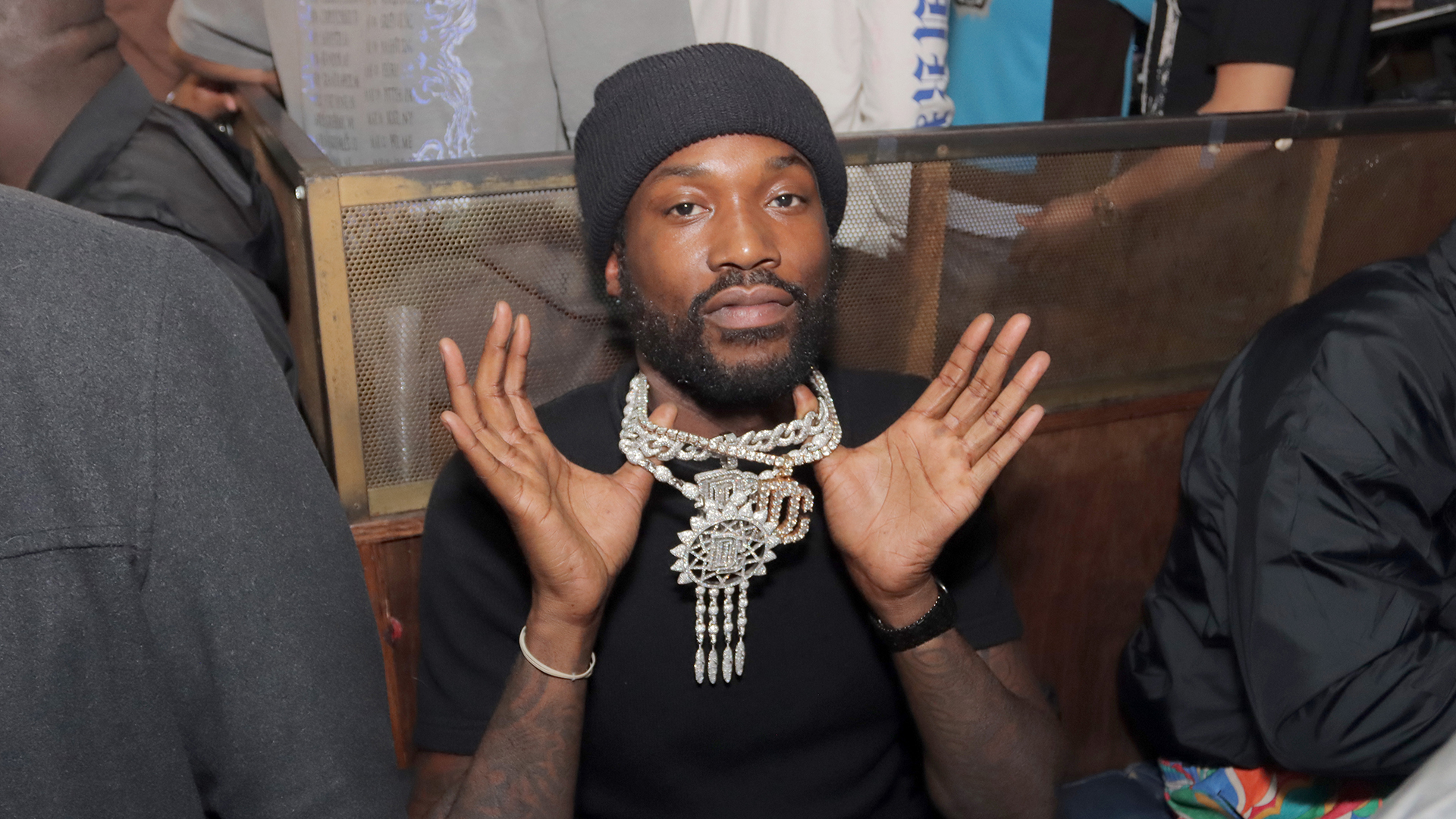 Meek Mill Drops Some Game On Broke People Wearing Designer Gears - Urban  Islandz