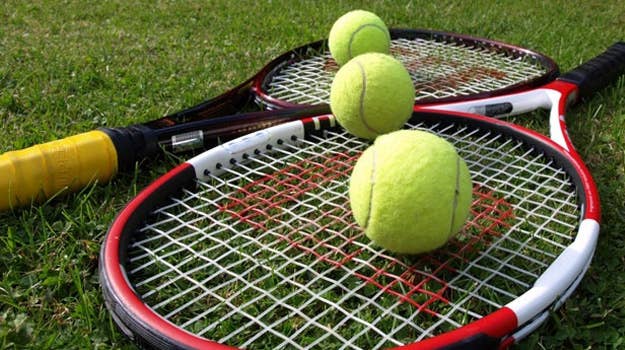 xl Tennis racquets 624