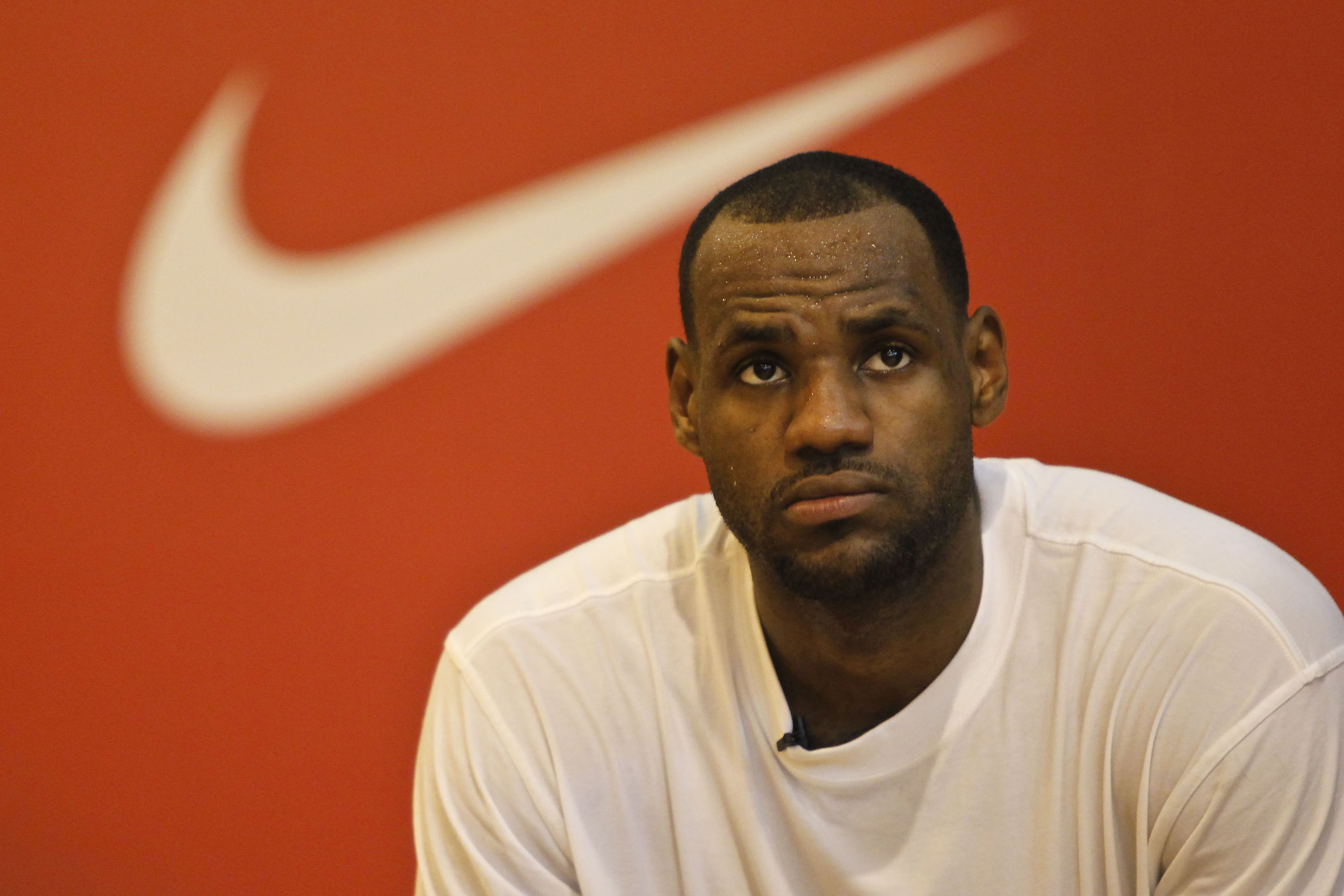 Lebron james nike outlet contract