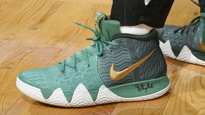 Kyrie Irving Nike Kyrie 4 Green/Gold PE On Foot