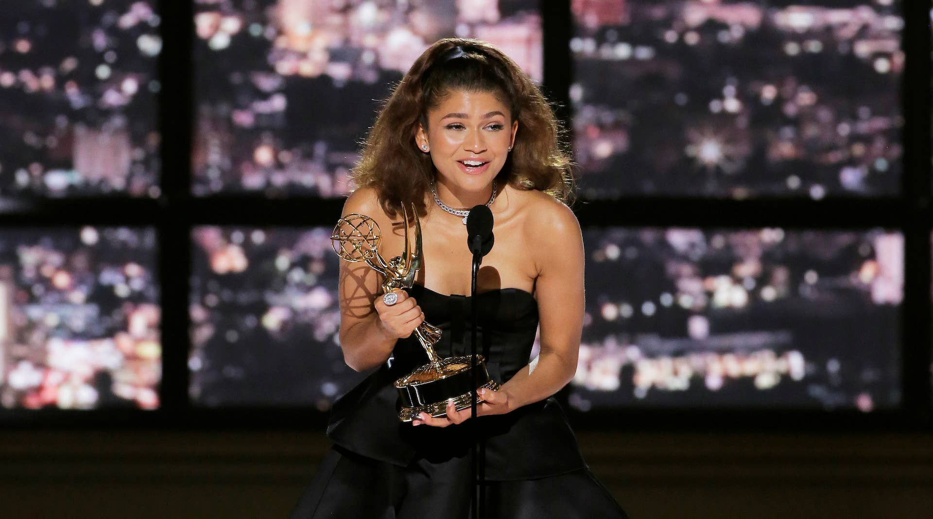 Zendaya wins the Emmy for Best Actress