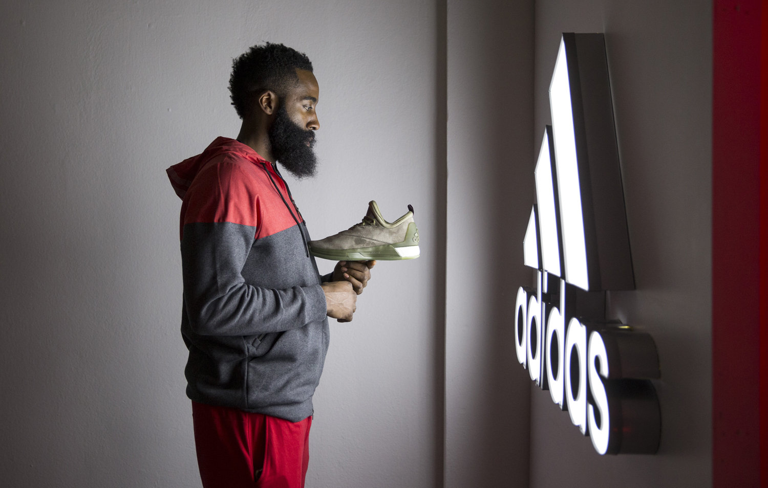 James store harden alphabounce