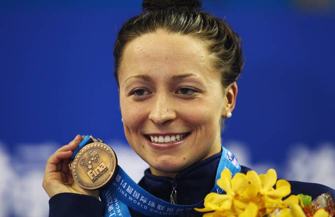 Ariana Kukors wins a bronze medal at the 14th FINA World Championships.