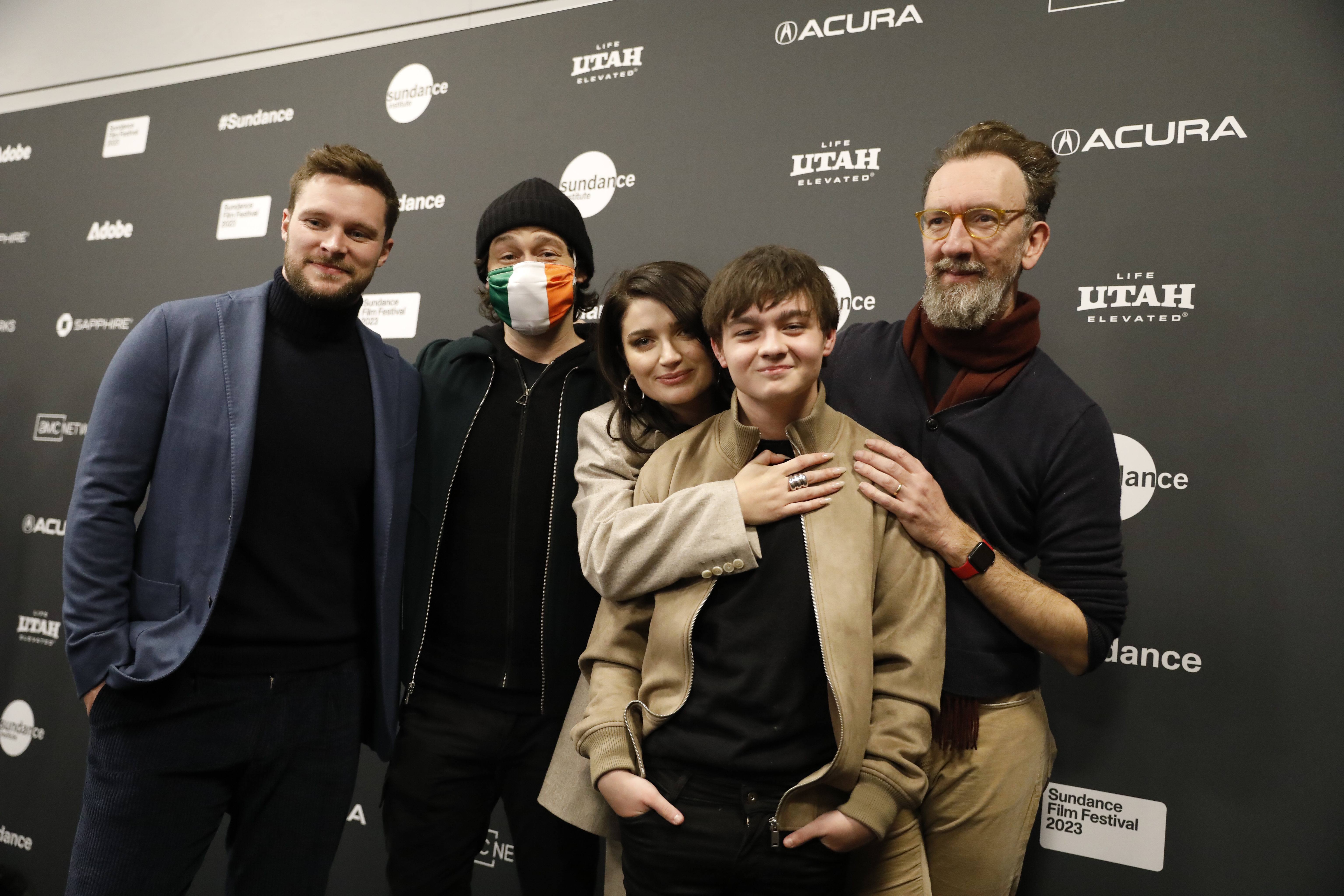 Flora and Son cast and crew on the red carpet