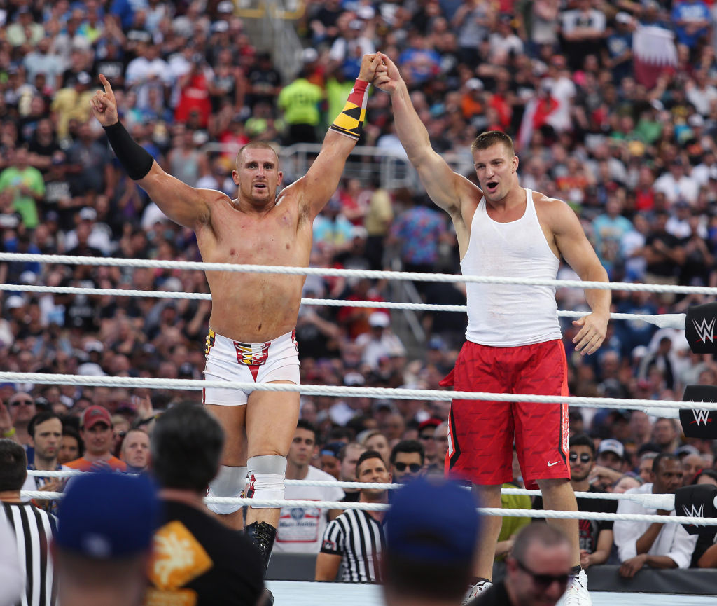 Mojo Rawley Rob Gronkowski WrestleMania 33 2017