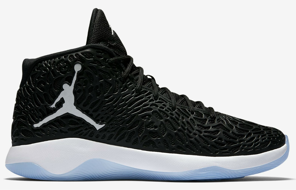 Jordan Ultra.Fly &quot;Reflective Silver&quot; Release Date 834268 006