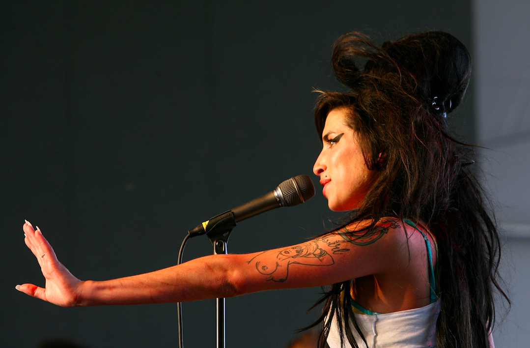 coachella performances amy winehouse