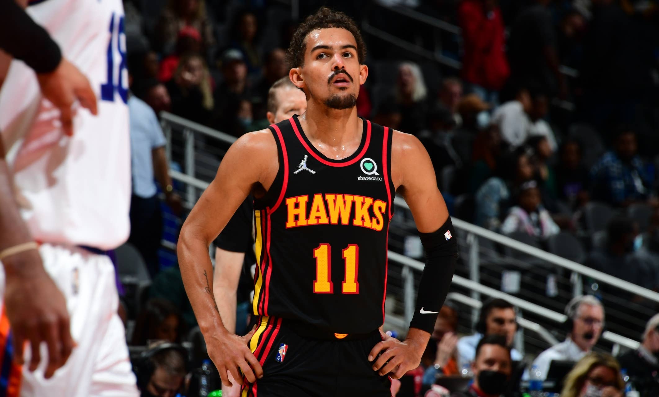 trae young calls out reporter