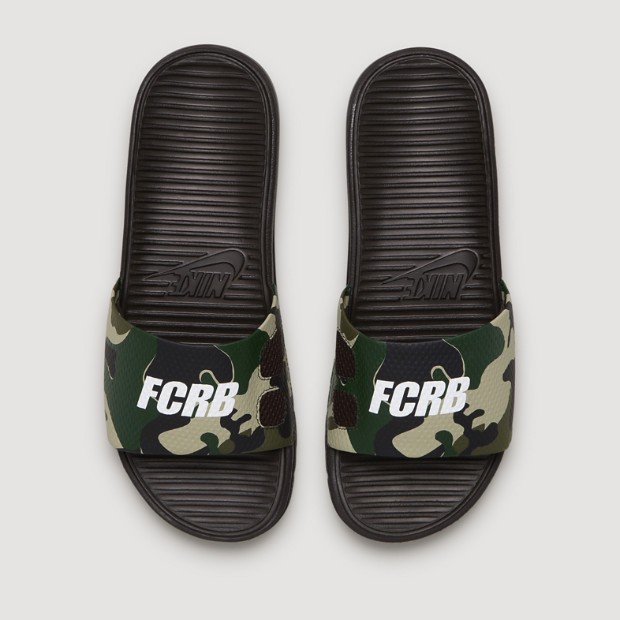 Nike benassi online camo