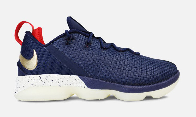 Lebron 14 sale navy blue