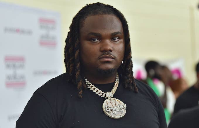 tee grizzley car shot up