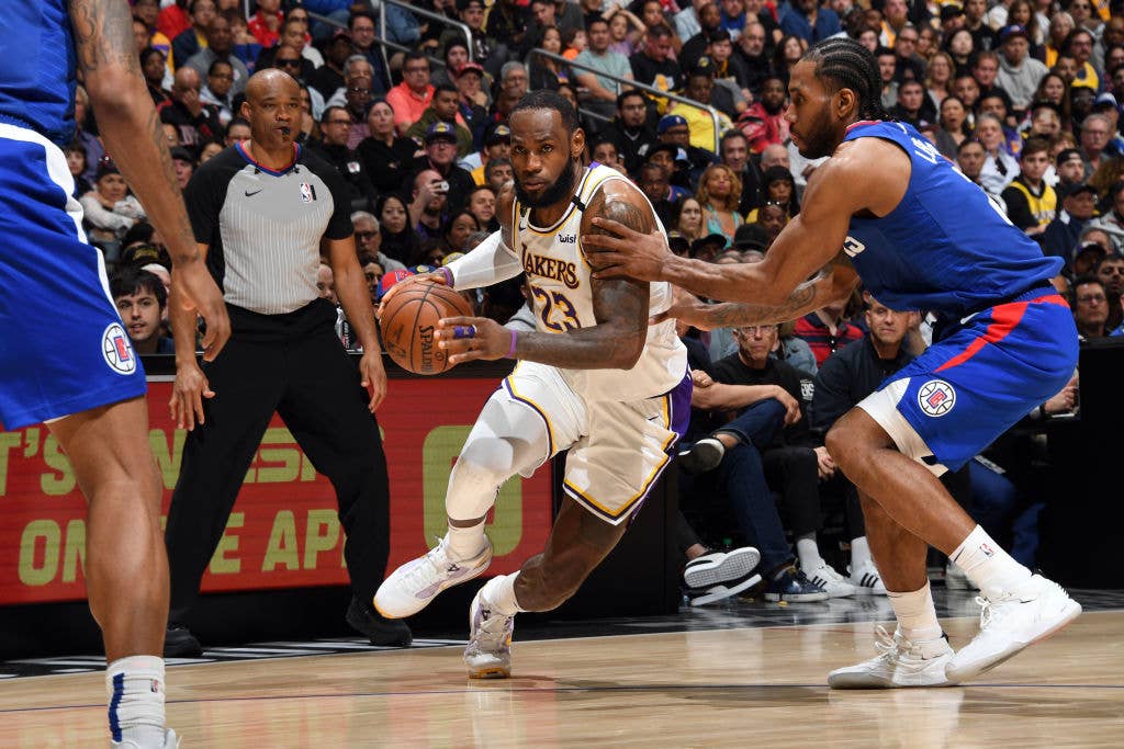 LeBron James available vs. Clippers