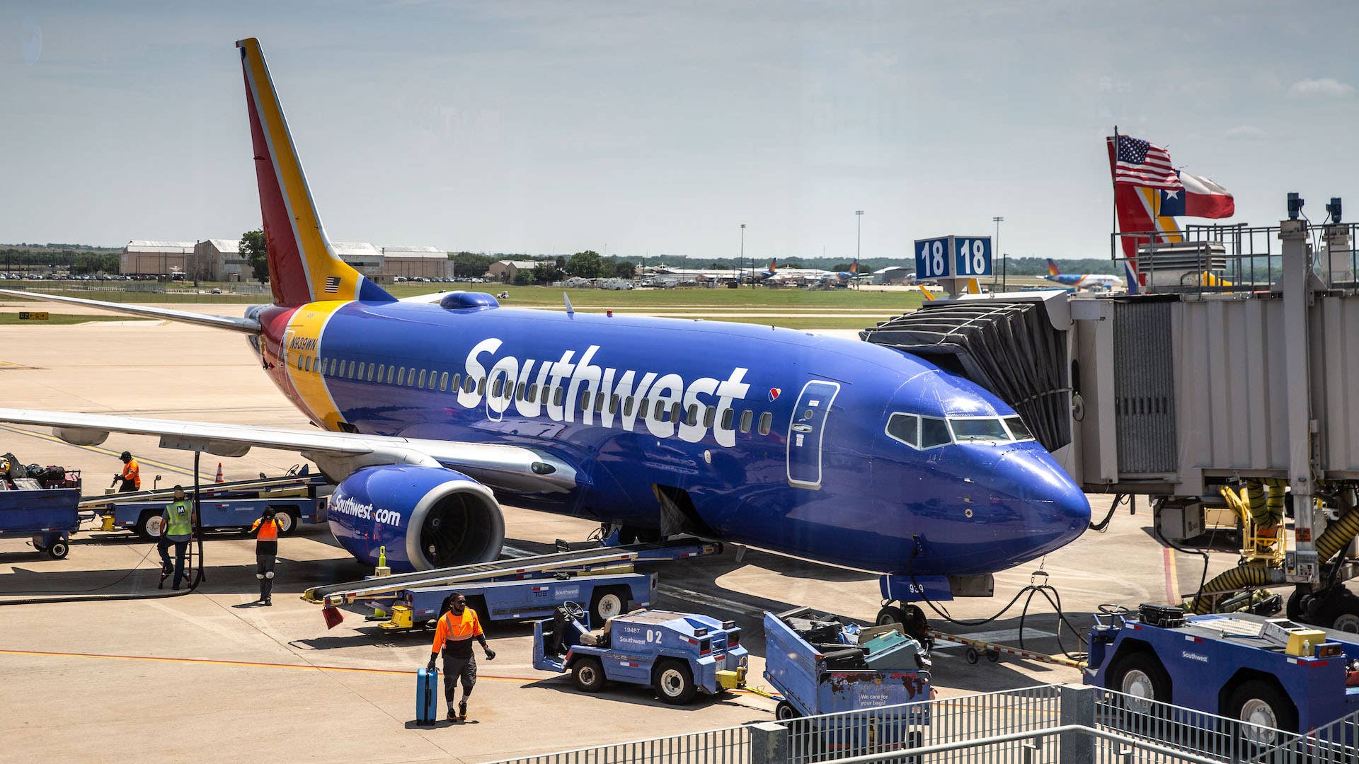 Photograph of a Southwest Airlines airplane
