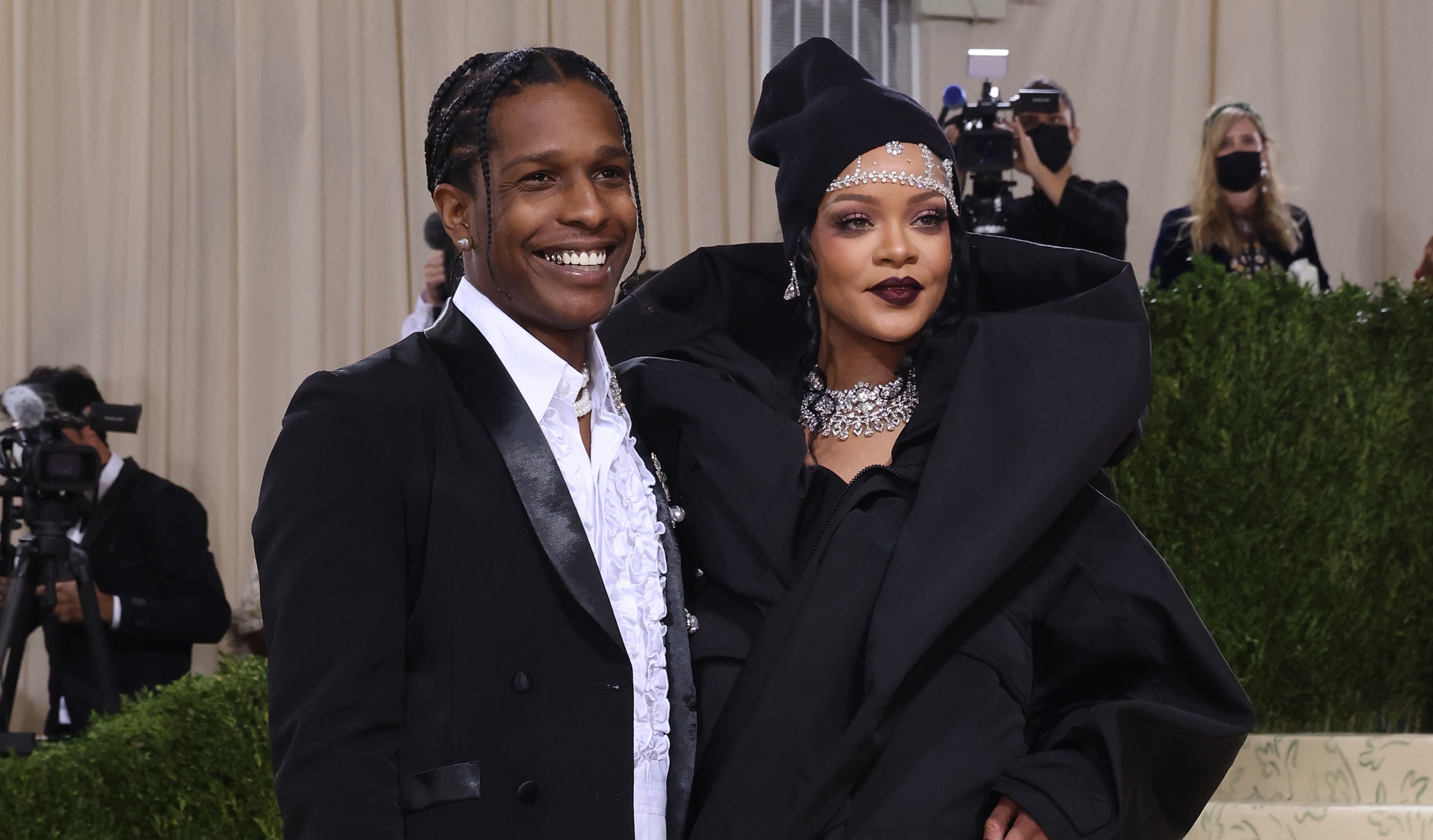 A$AP Rocky Gives A Rocking Dedication To Rihanna During His