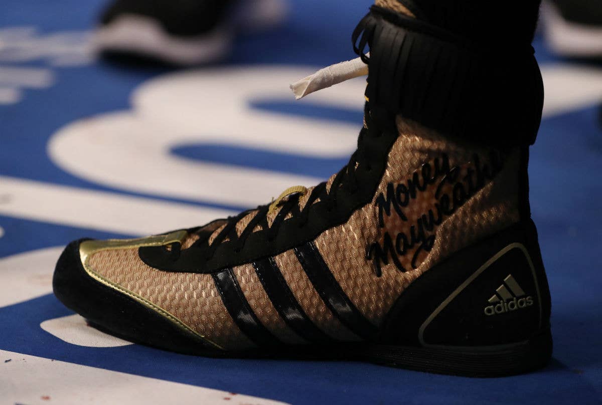 Floyd Mayweather Knocks Out Conor McGregor in Adidas Boots (6)
