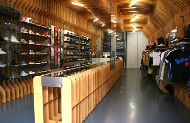 Cambridge hot sale sneaker store