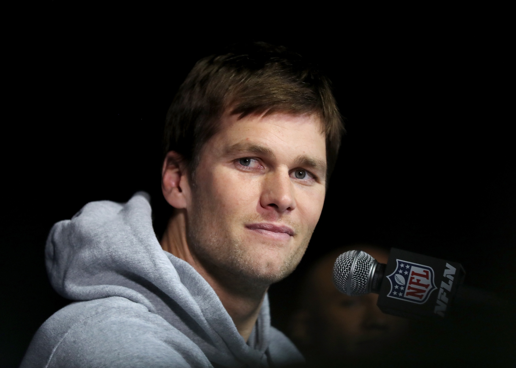 Tom Brady makes Tampa Bay Buccaneers signing official on Instagram:  'Excited, humble and hungry' 