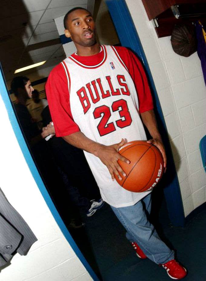 Kobe Bryant Wearing the adidas Pro Model 2G
