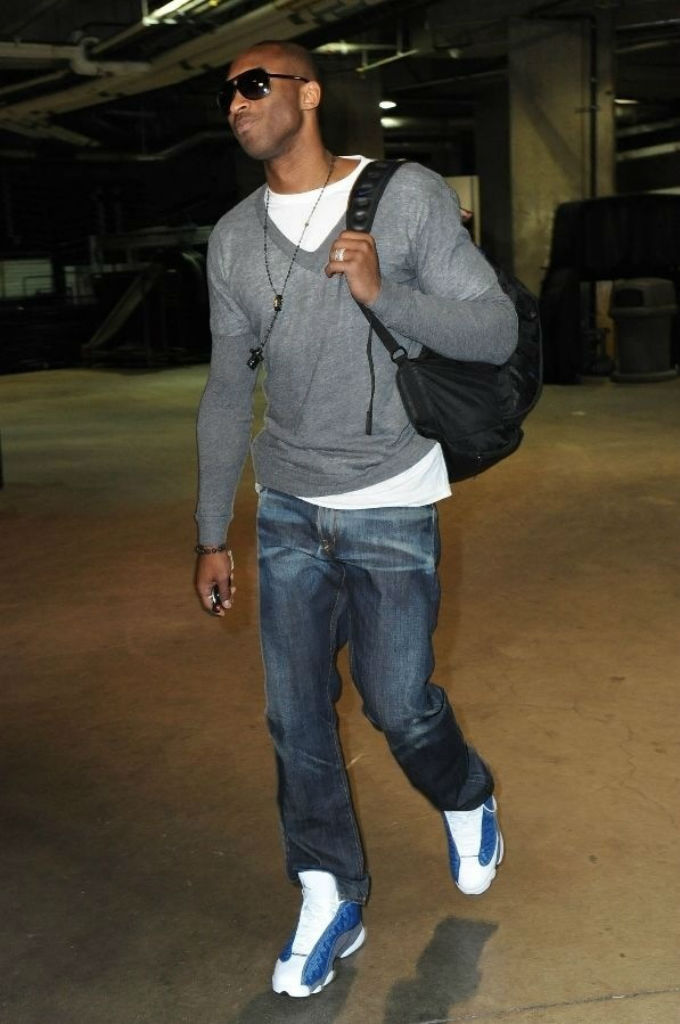 Kobe Bryant Wearing the &quot;Flint&quot; Air Jordan 13