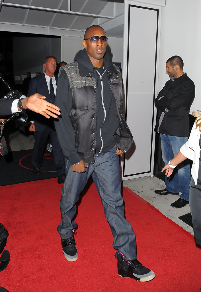 Kobe Bryant Wearing the &quot;Blink&quot; Nike Air Yeezy