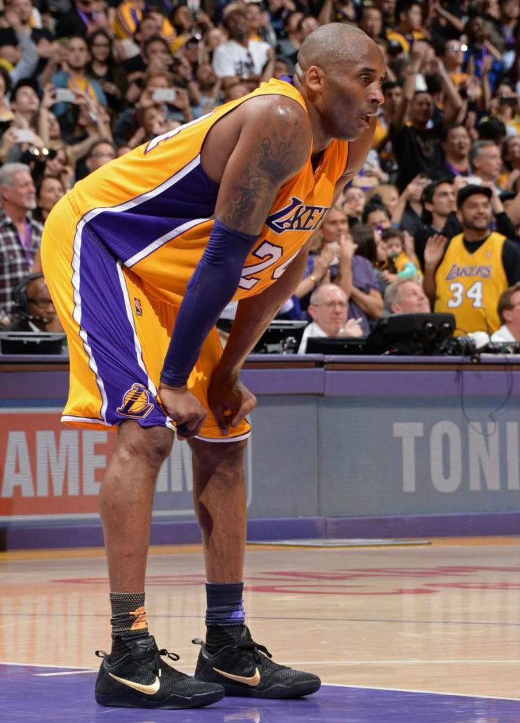 Kobe Bryant Wearing the Nike Kobe 11 FTB