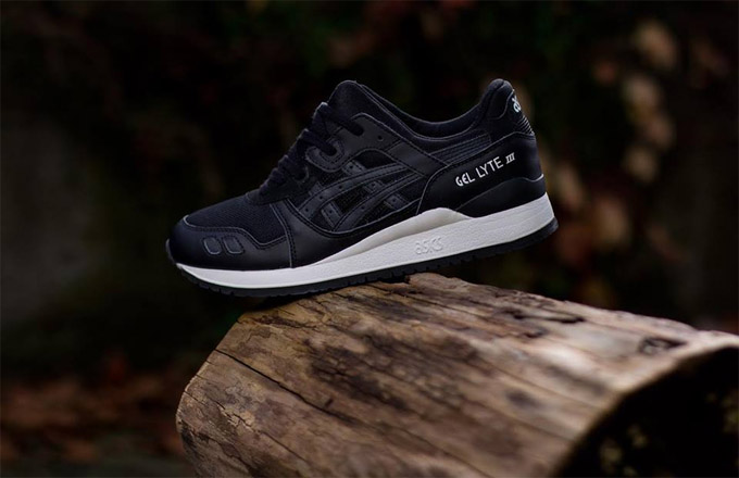 Black out outlet asics