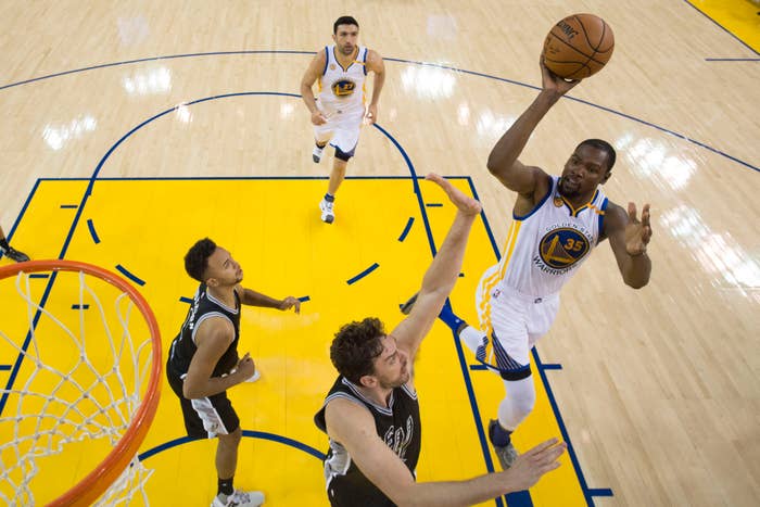 Kevin Durant Warriors Spurs Oct 2016