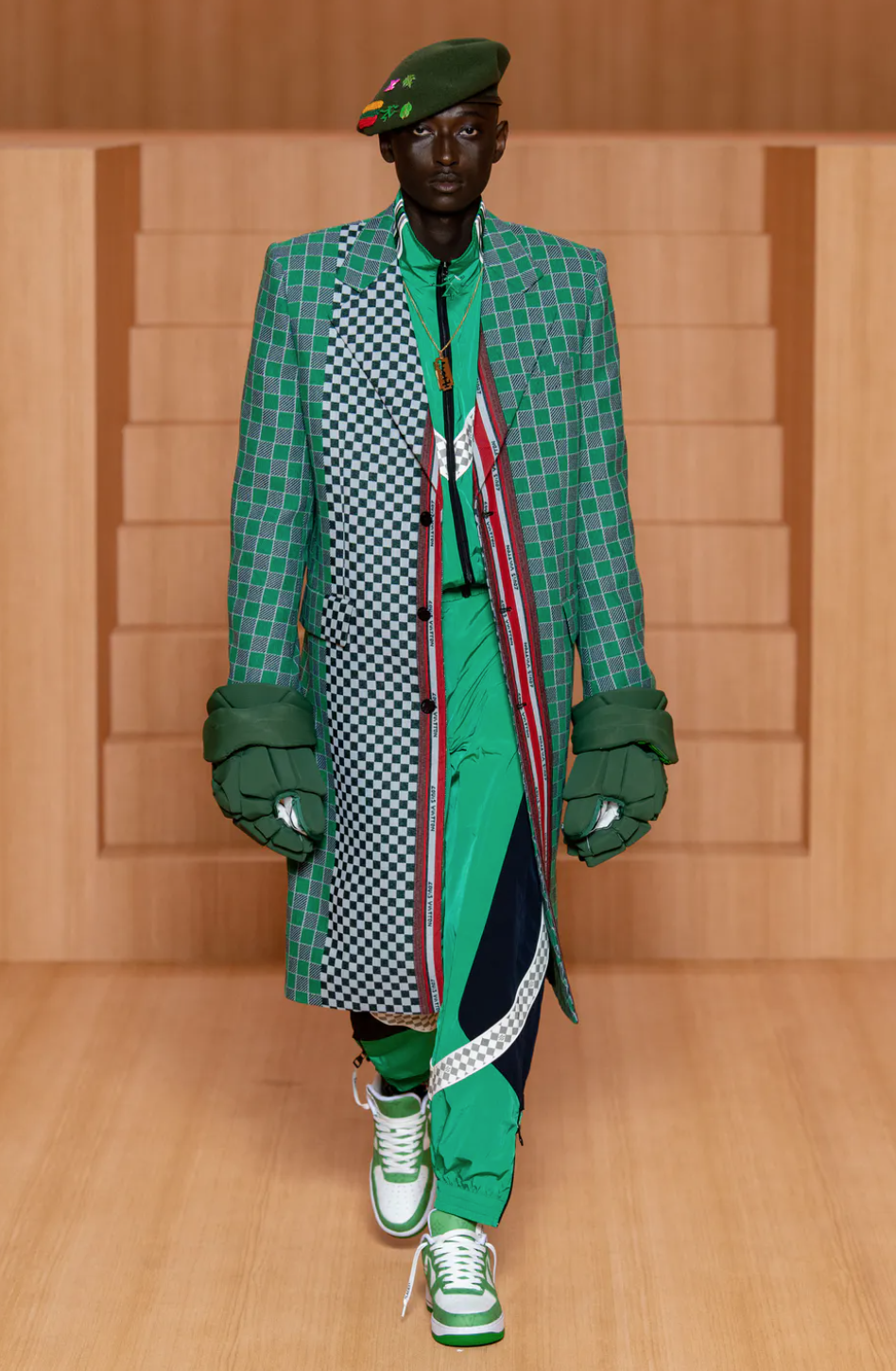 METCHA  Louis Vuitton Spring Summer '22 collection by Virgil Abloh.