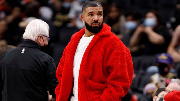 Drake at a Raptors game in October 2021