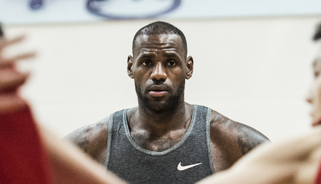 LeBron James Wearing Camo Soldier 10 04