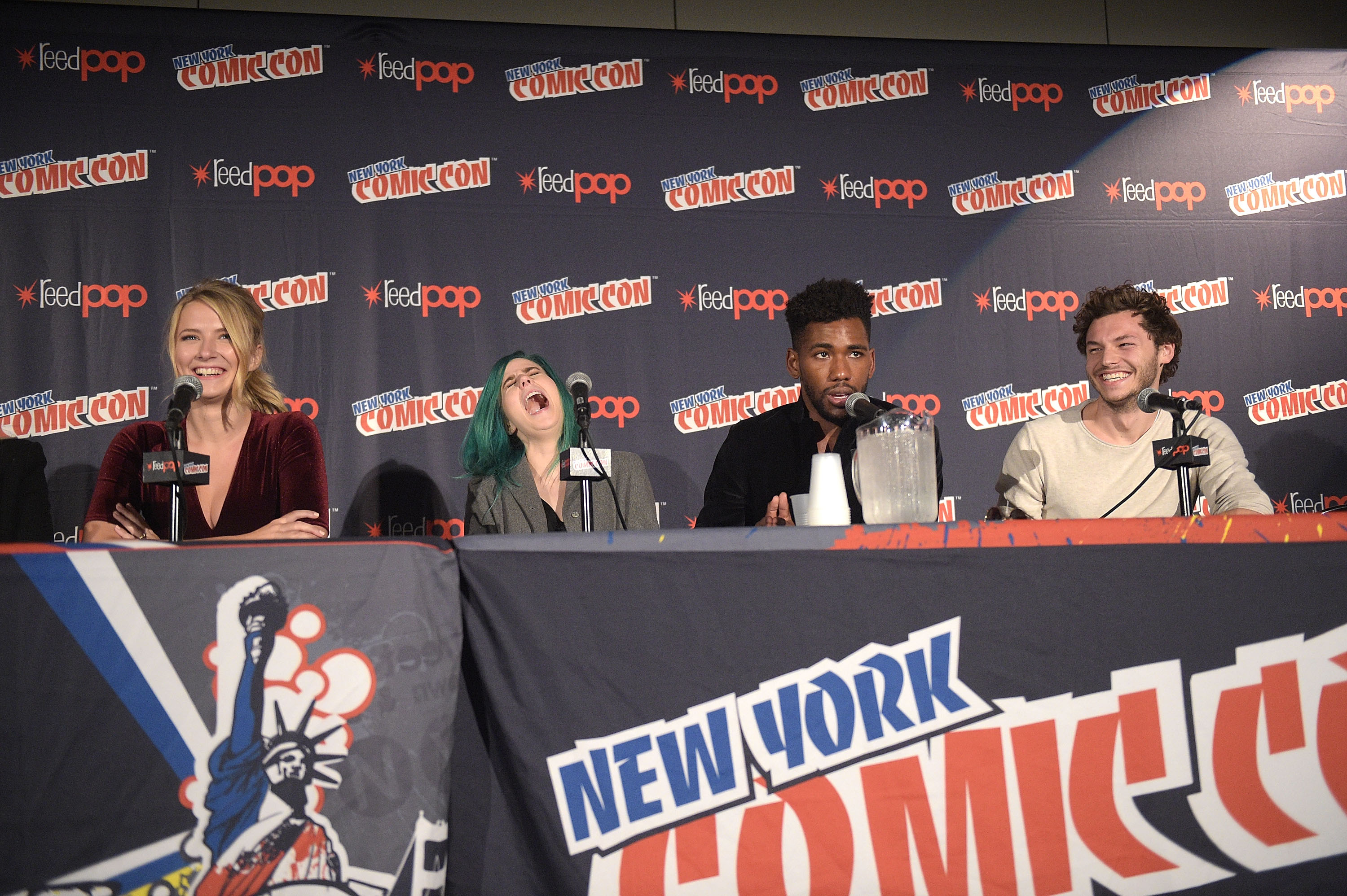 This is a photo of the Sweet/Vicious cast at New York Comic Con.