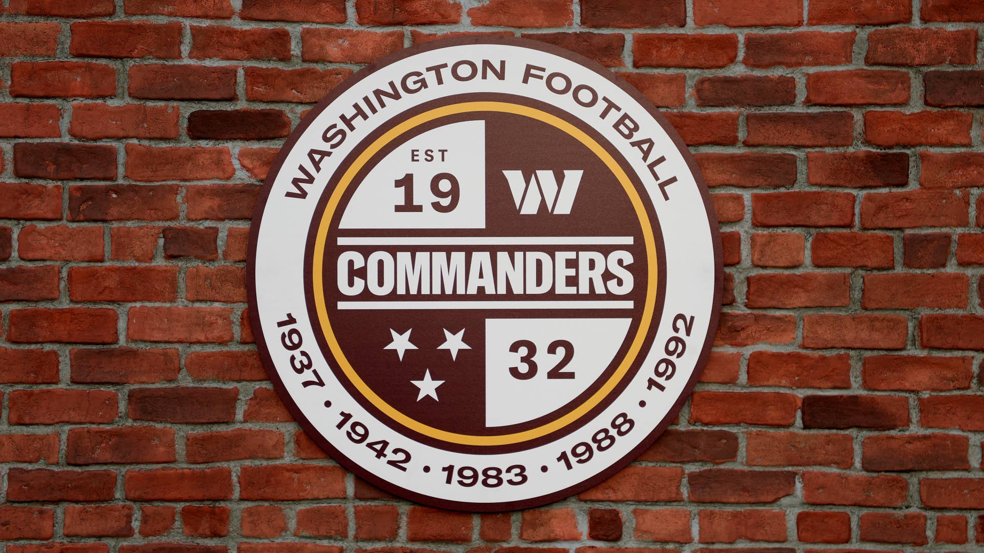 Washington Commanders team unveils new logo