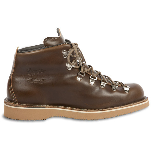 Stumptown danner deals