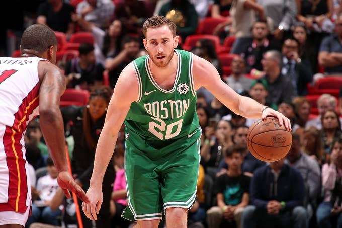 Celtics' Hayward suffers gruesome leg injury