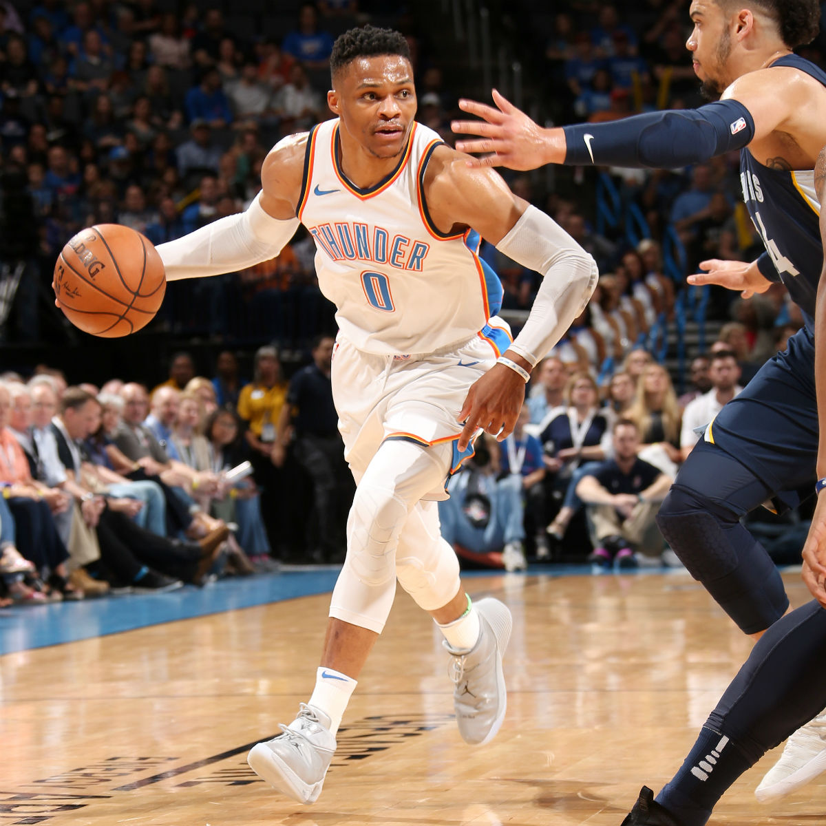 Russell westbrook best sale triple double shoes