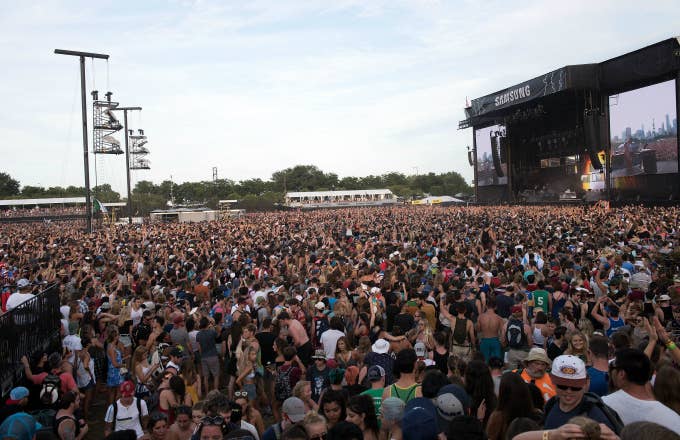 A general view of crowds watching Flume perform on the Samsung stage