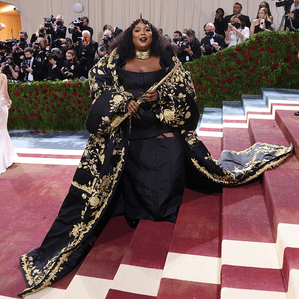 From Lil' Kim to Lizzo, Here Are 10 Iconic Met Gala Looks From the Rap and  R&B Girls