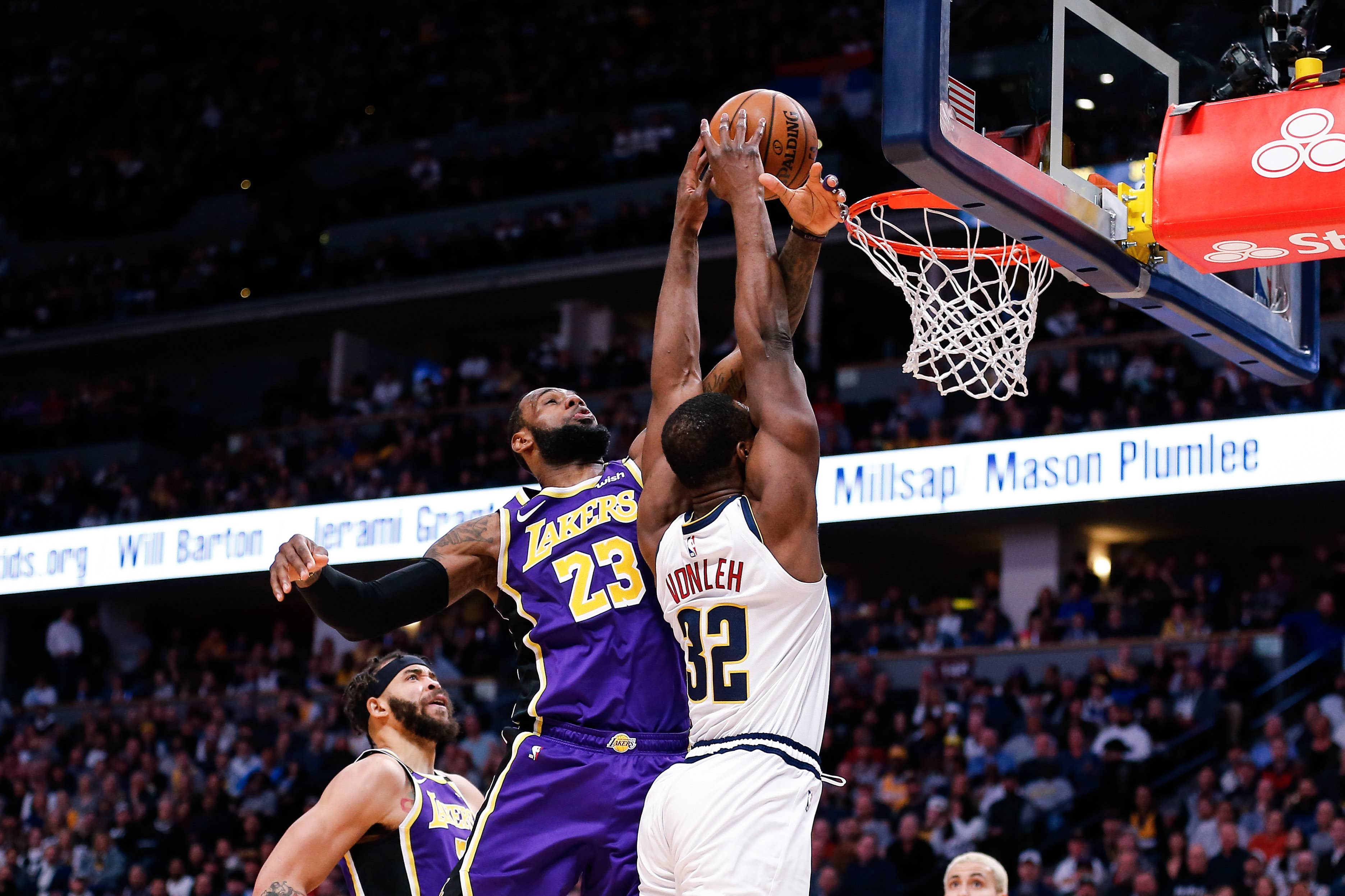 LeBron James Noah Vonleh Lakers Nuggets Denver Feb 2020