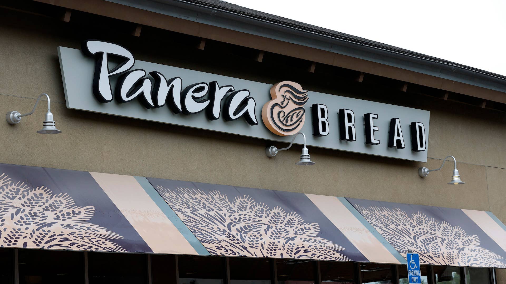 Photograph of Panera Bread sign