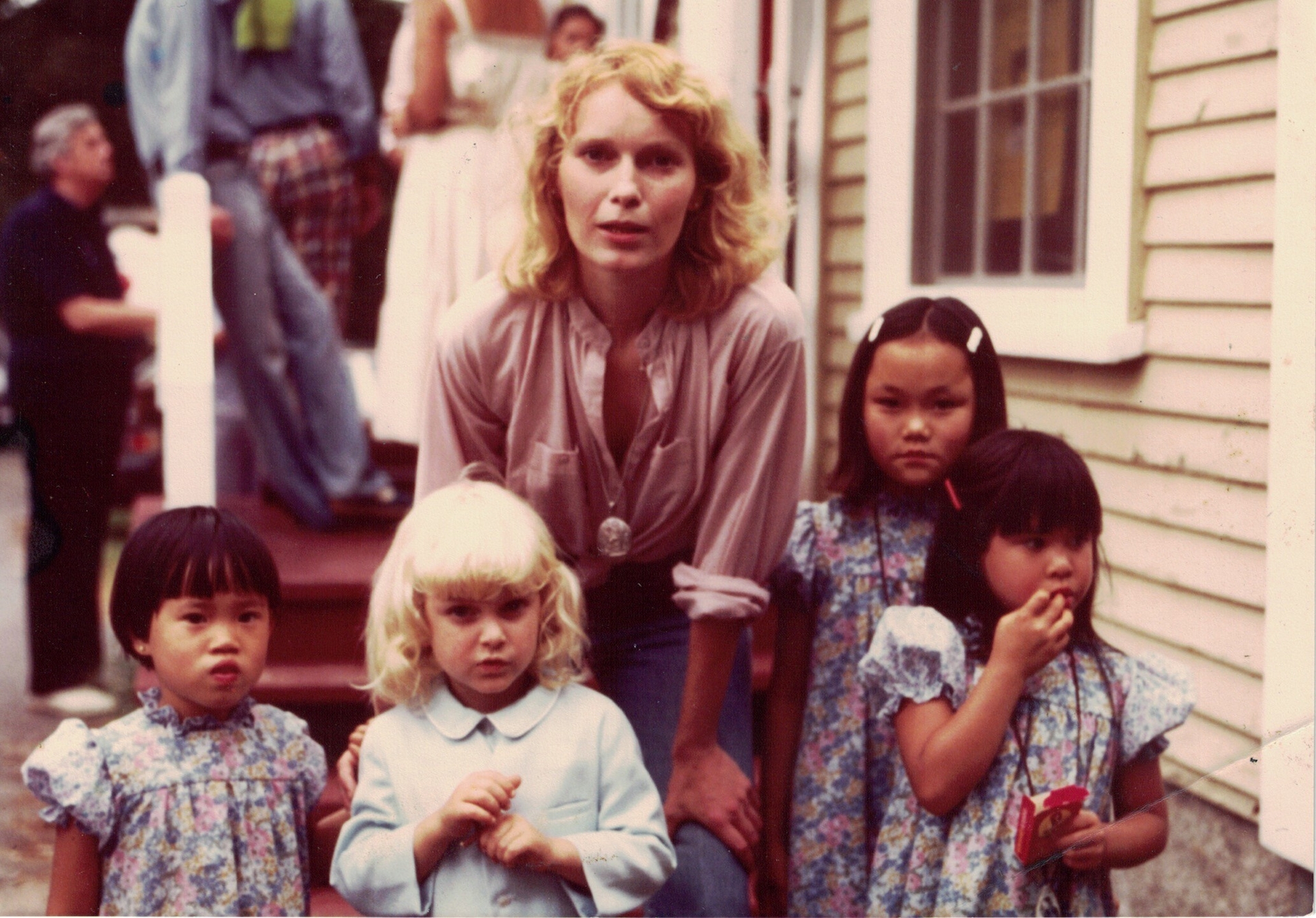 Mia Farrow with her children Daisy, Fletcher, Soon Yi, and Lark