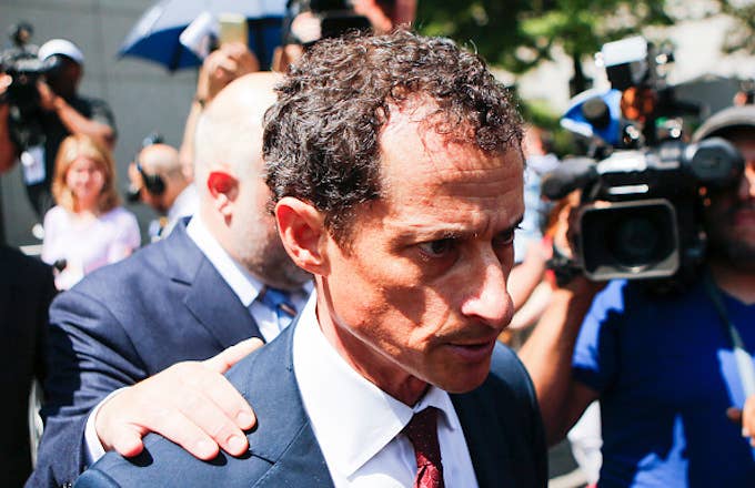 Anthony Weiner exits federal court in Manhattan
