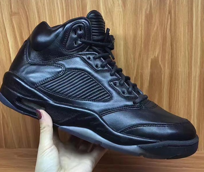 Black leather clearance air jordans