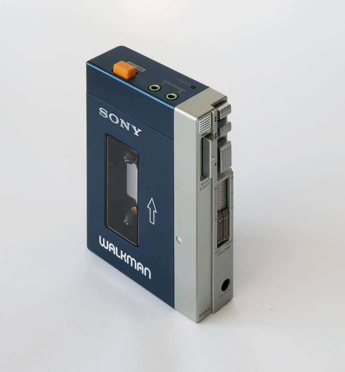 Sony Walkman TPS-L2 : r/walkman