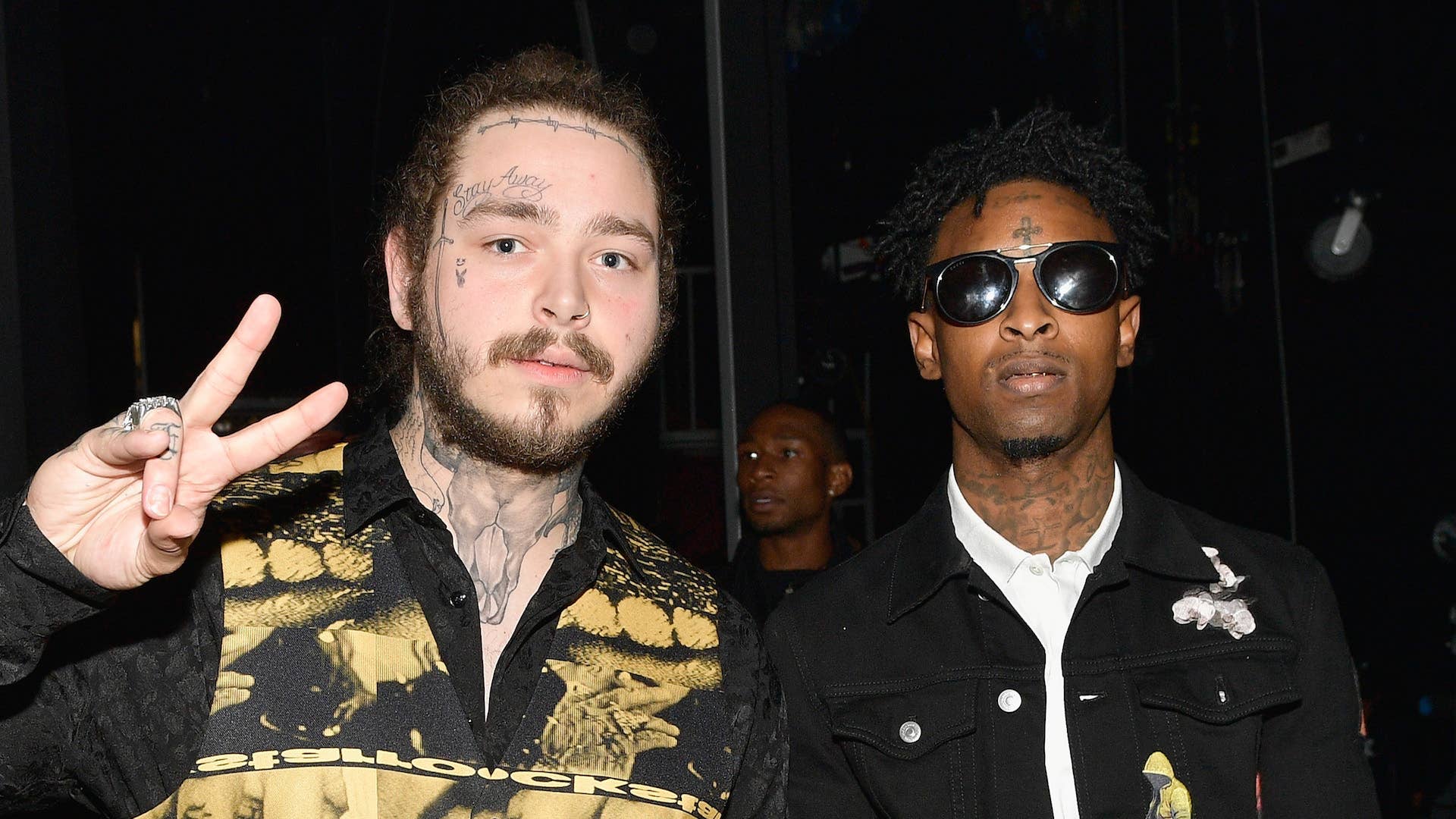 Post malone 21 savage. Рэпер 21 Savage. 21 Savage VLONE. Post Malone 21 Savage Rockstar.