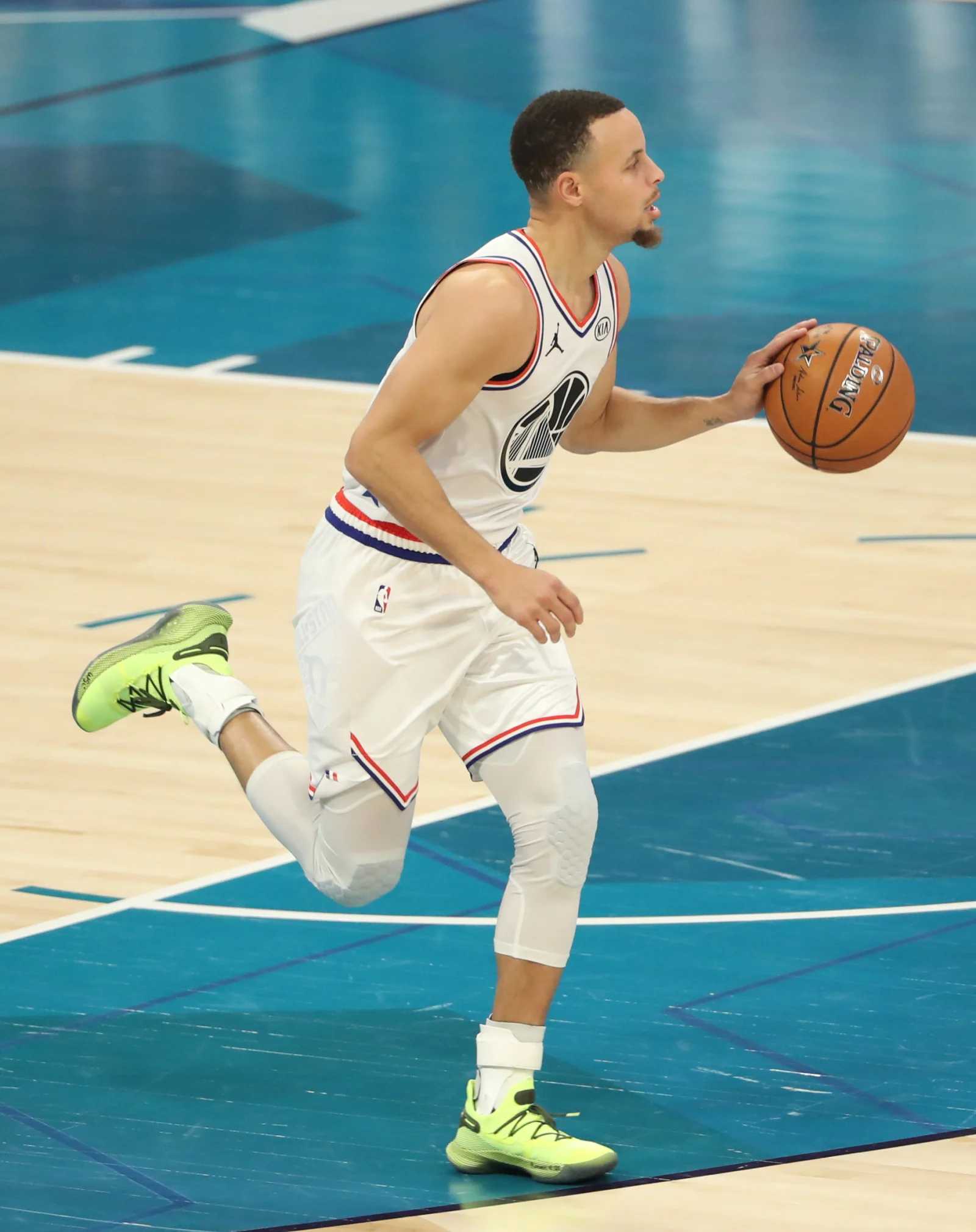 Stephen Curry Under Armour Curry 6 Coy Fish