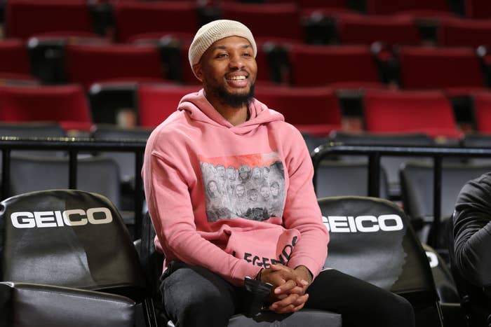 Damian Lillard Bench Moda Center 2022