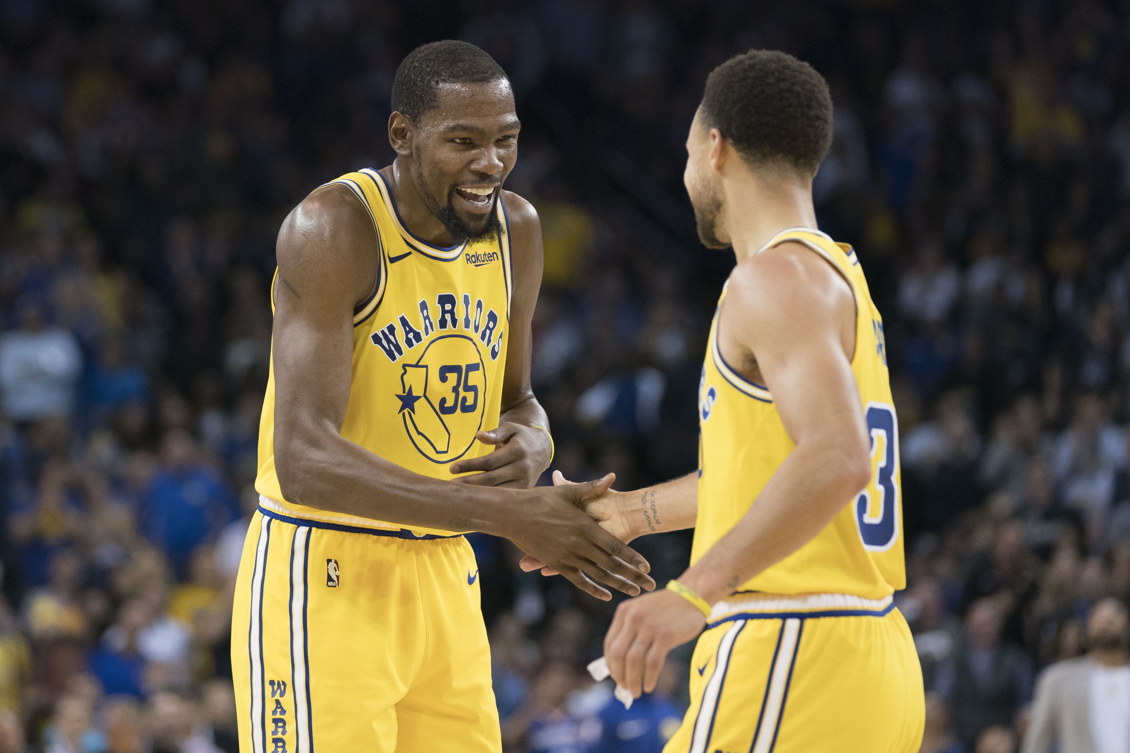 Kevin Durant Steph Curry Handshake 2018