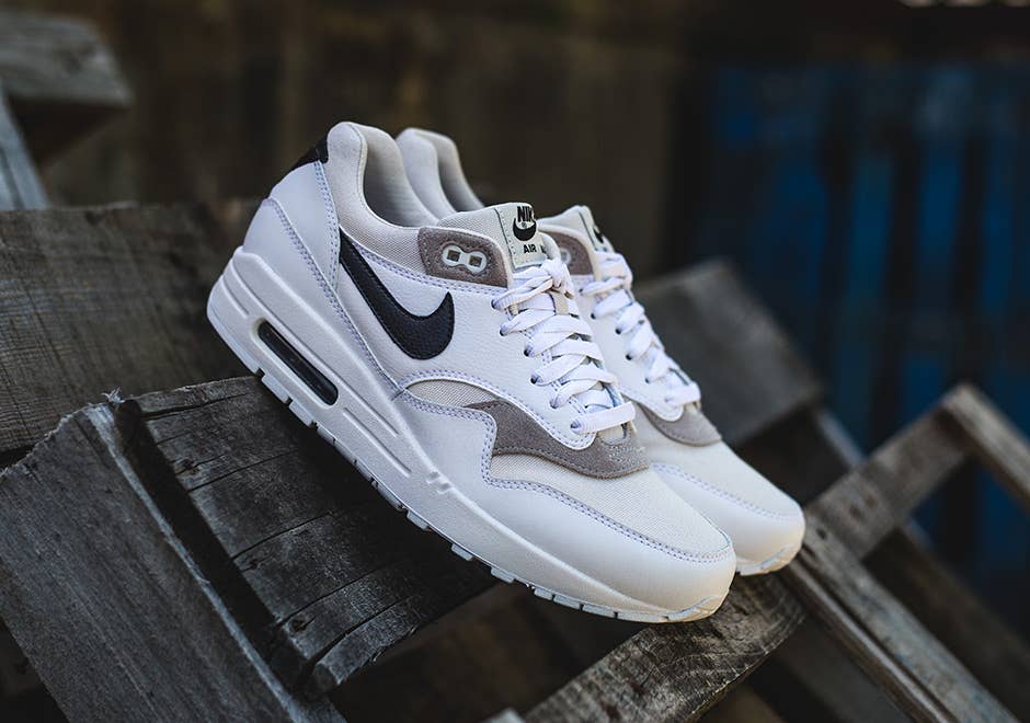 bouwer agentschap melodie Nike Takes Air Max 1s Back to 1987 | Complex