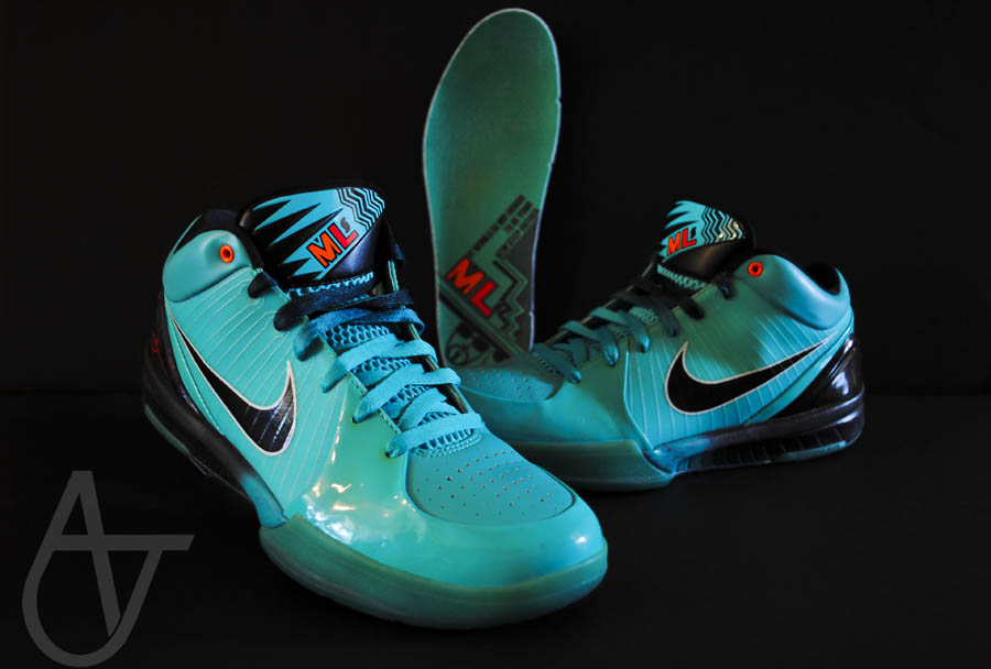 Nike Kobe 4 &quot;Motherlover&quot; Sample (2009)